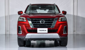 Компания Nissan представила обновленный рамный внедорожник Terra