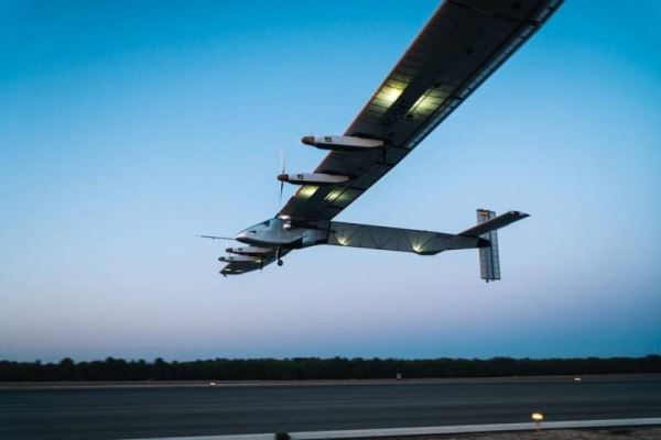 Самолет Solar Impulse 2 станет «атмосферным спутником» для ВМС США