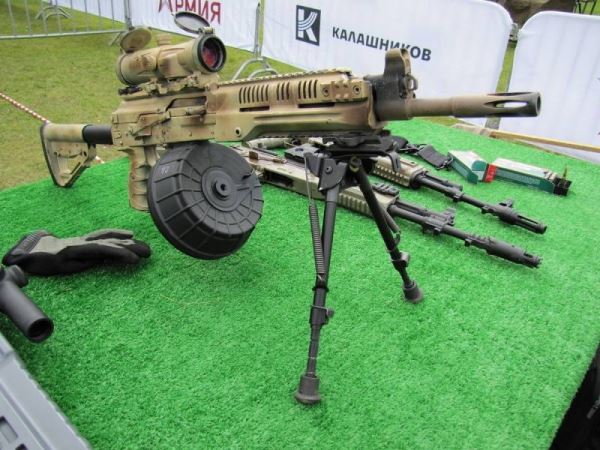 Сверхлегкий пулемет FN Evolys. Конкурент штурмовых винтовок